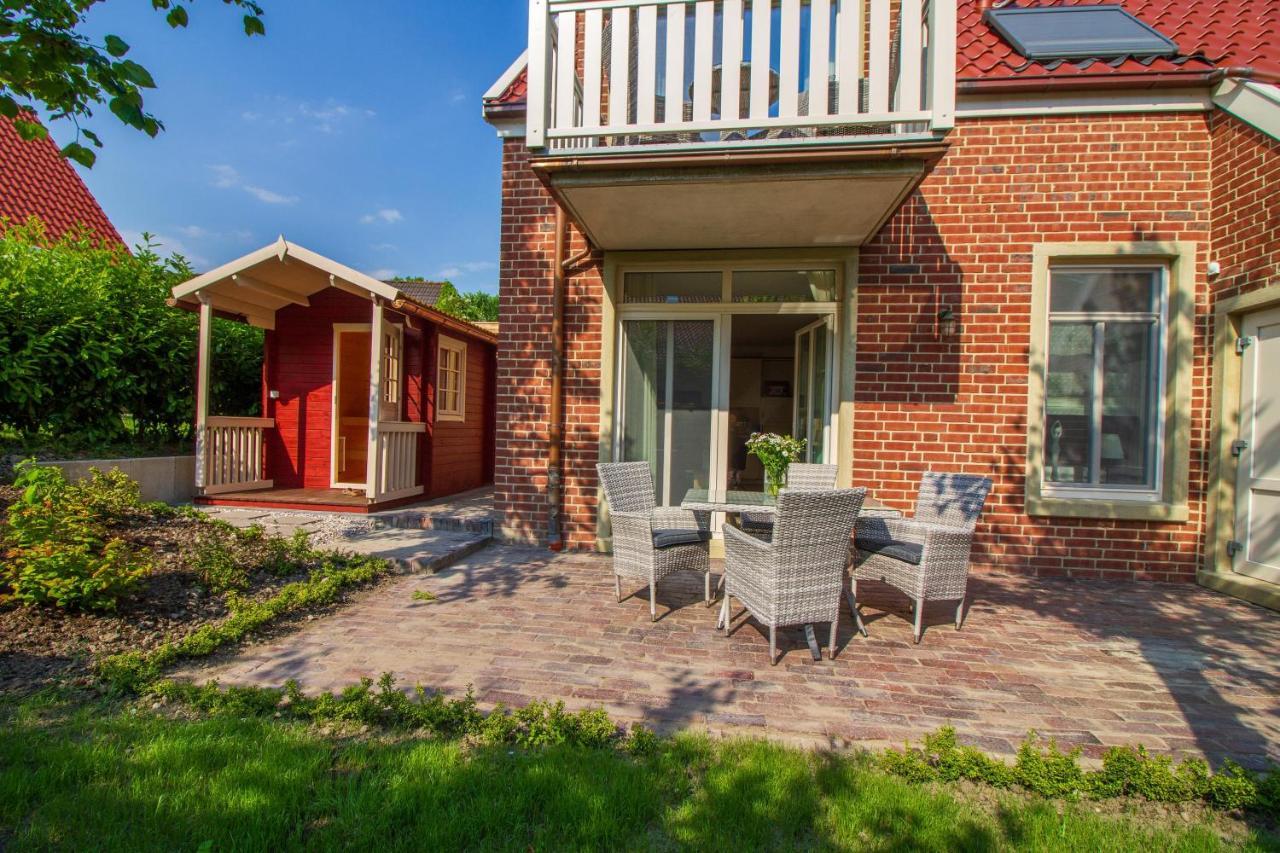 Up Besoeoek - Magnolie Mit Sauna Krummhörn Exterior foto
