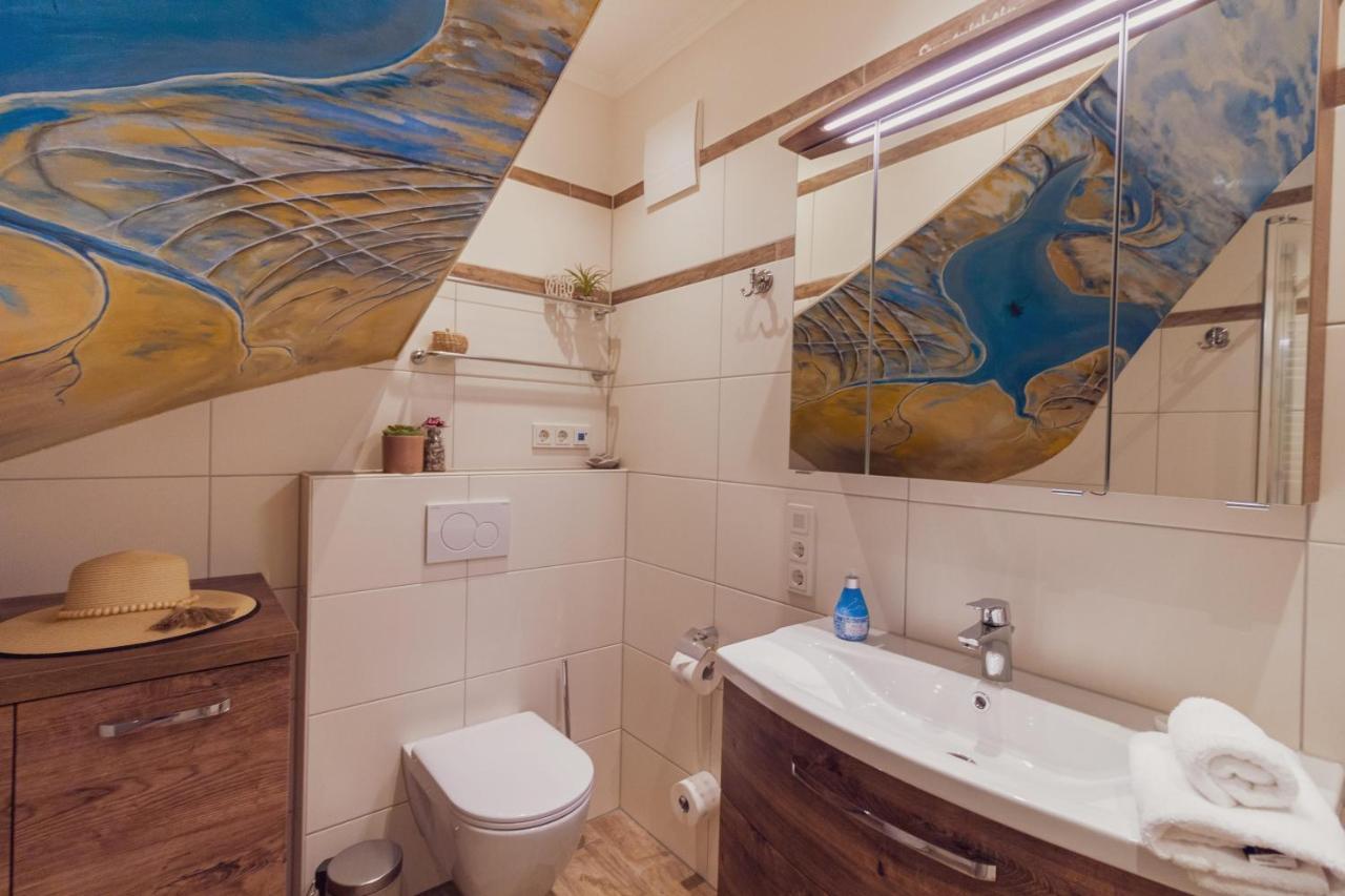 Up Besoeoek - Magnolie Mit Sauna Krummhörn Exterior foto