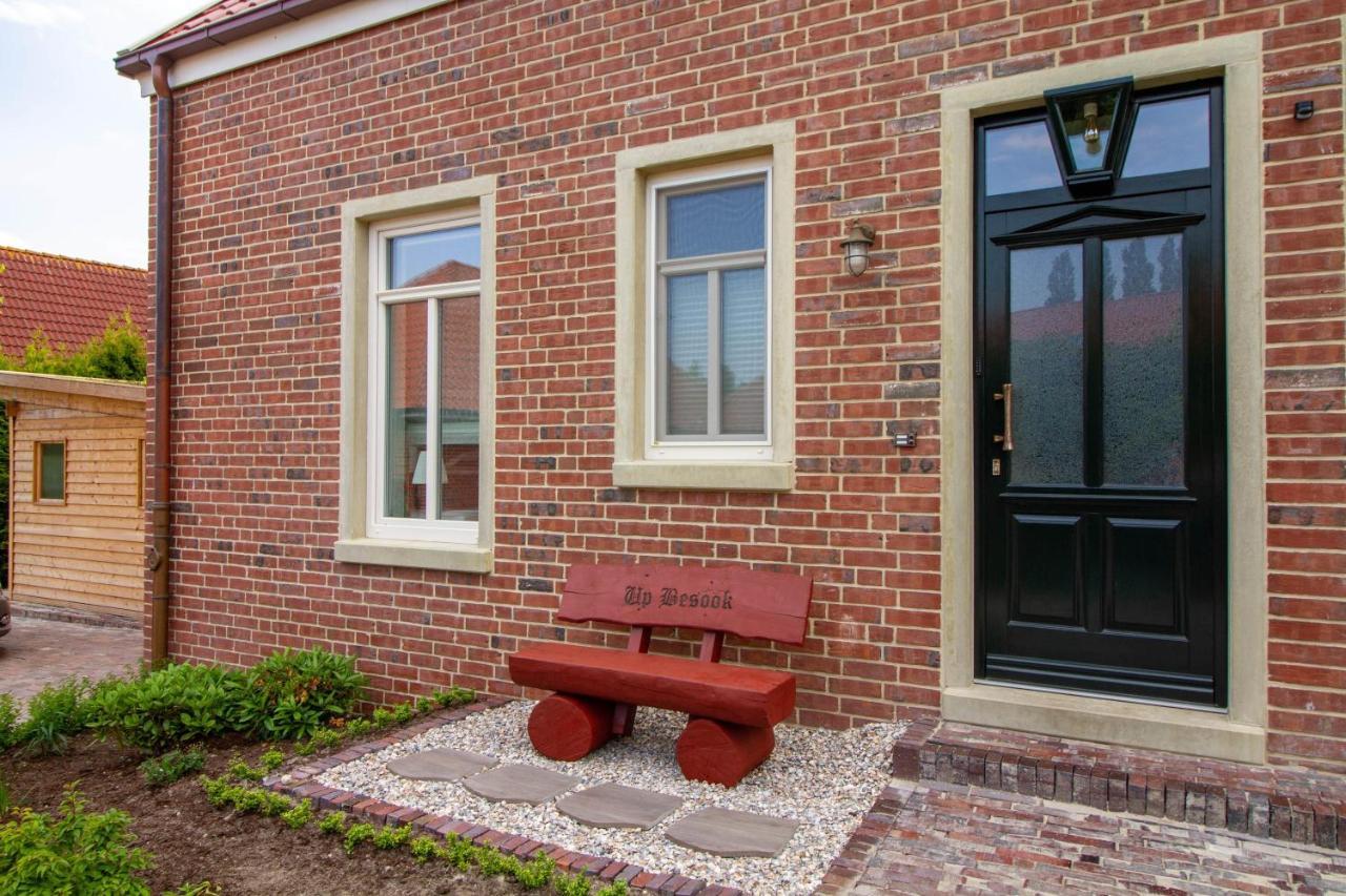 Up Besoeoek - Magnolie Mit Sauna Krummhörn Exterior foto
